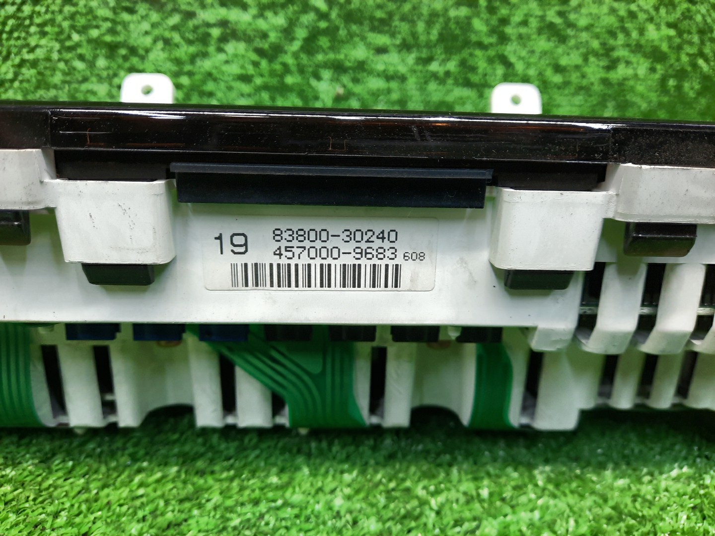 Спидометр TOYOTA CROWN JZS155 2JZ-GE 83800-30240 4 ракурс