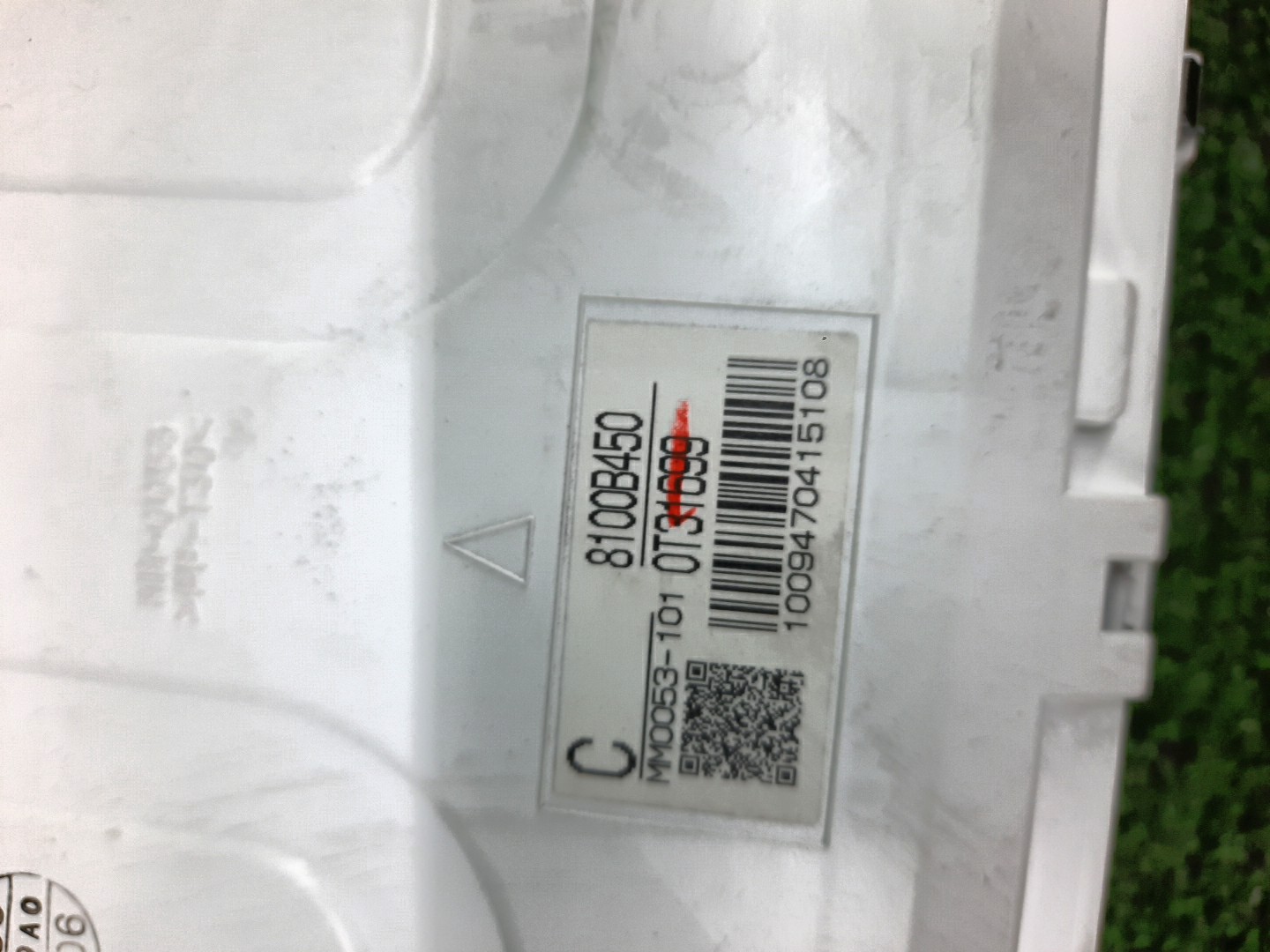 Спидометр MITSUBISHI RVR GA3W 4B10 8100B450 3 ракурс