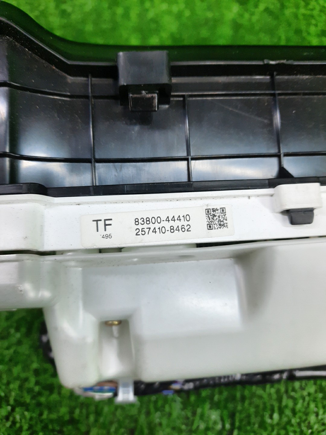 Спидометр TOYOTA IPSUM ACM21W 2AZ-FE 83800-44410 3 ракурс
