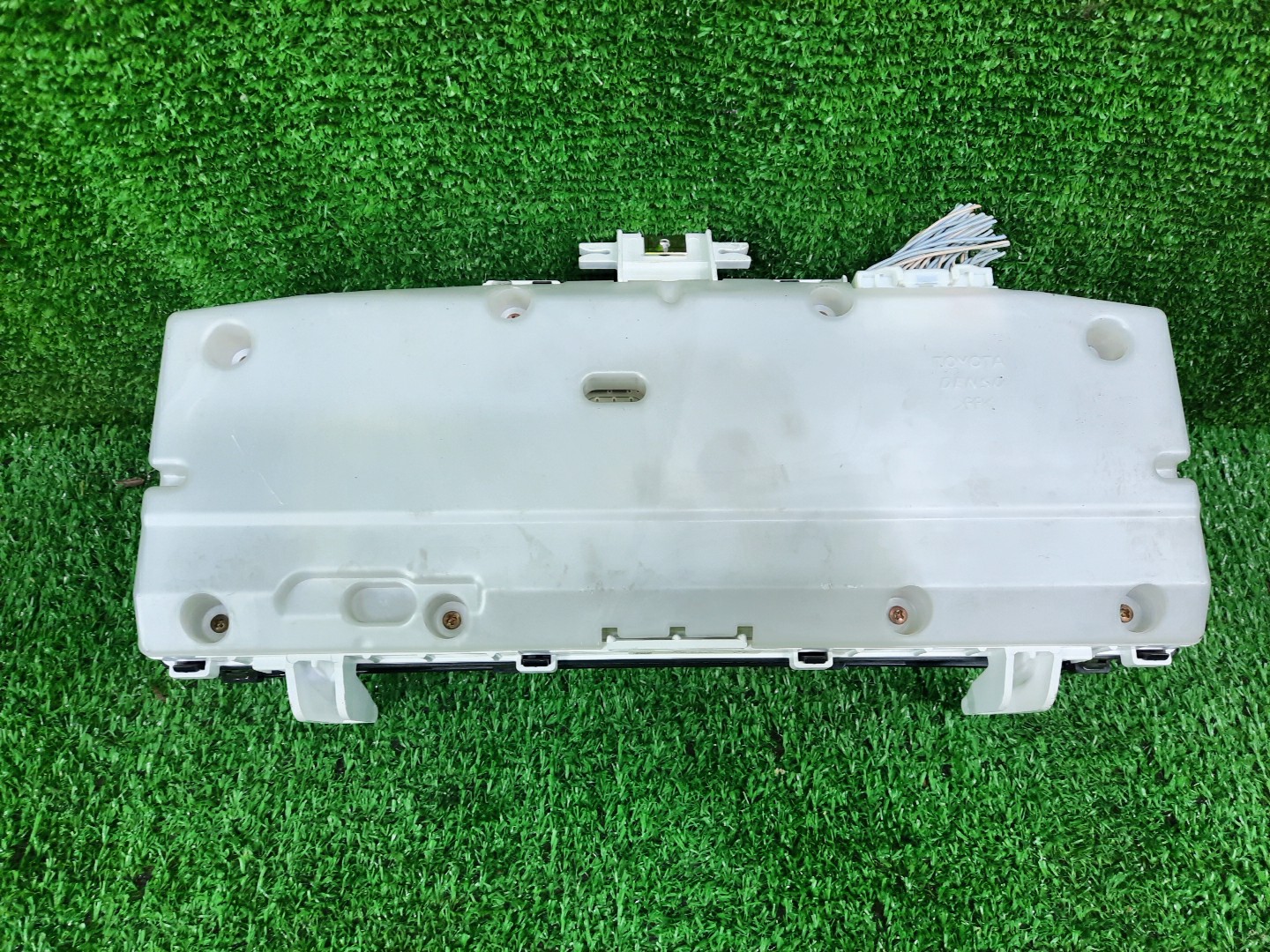 Спидометр TOYOTA COROLLA NZE121 1NZ-FE 83800-1E760 2 ракурс