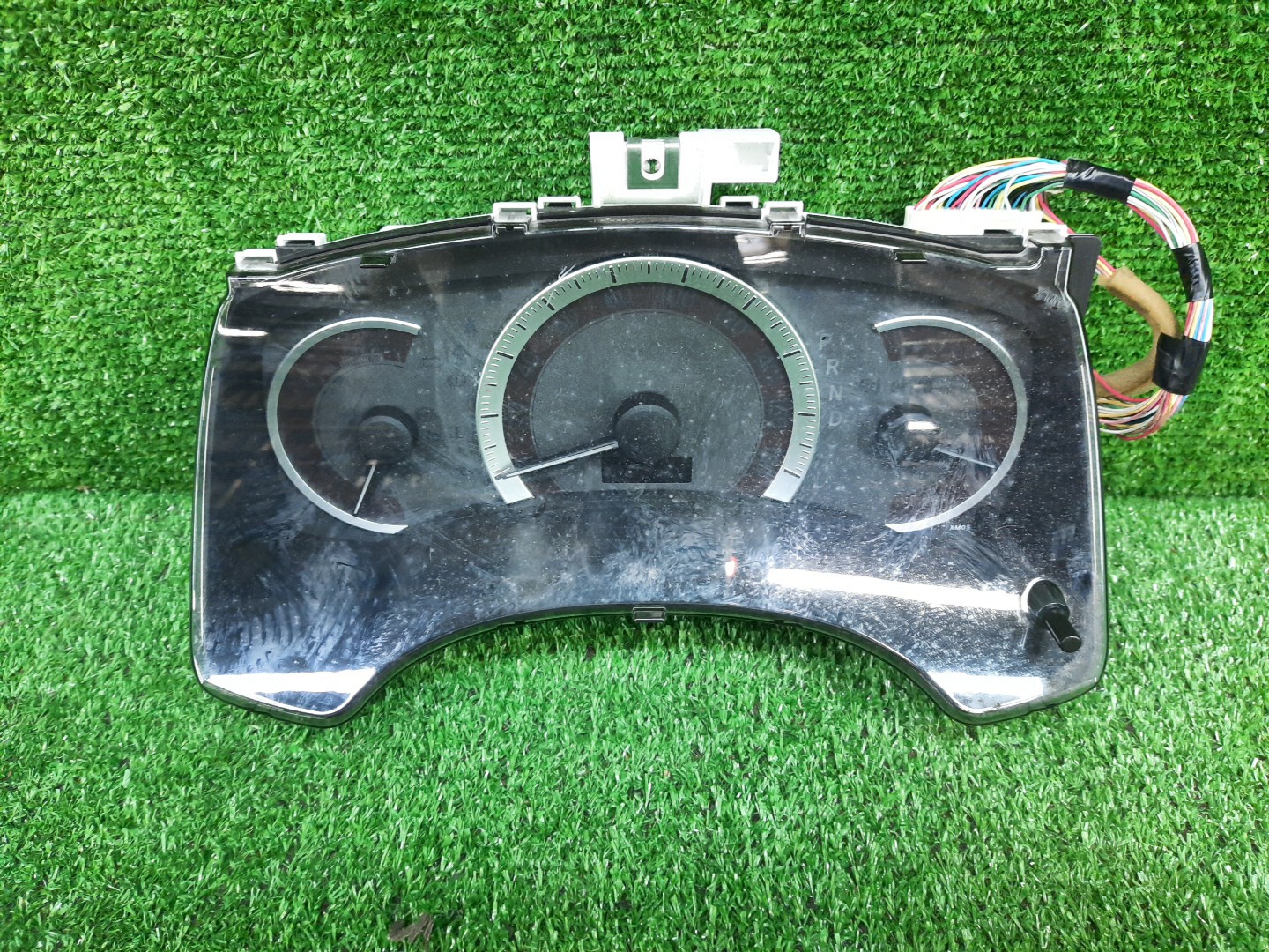 Спидометр TOYOTA ISIS ZNM10G 1ZZ-FE 83800-44C70A 1 ракурс Спидометр TOYOTA ISIS ZNM10G 1ZZ-FE 83800-44C70A 1 ракурс