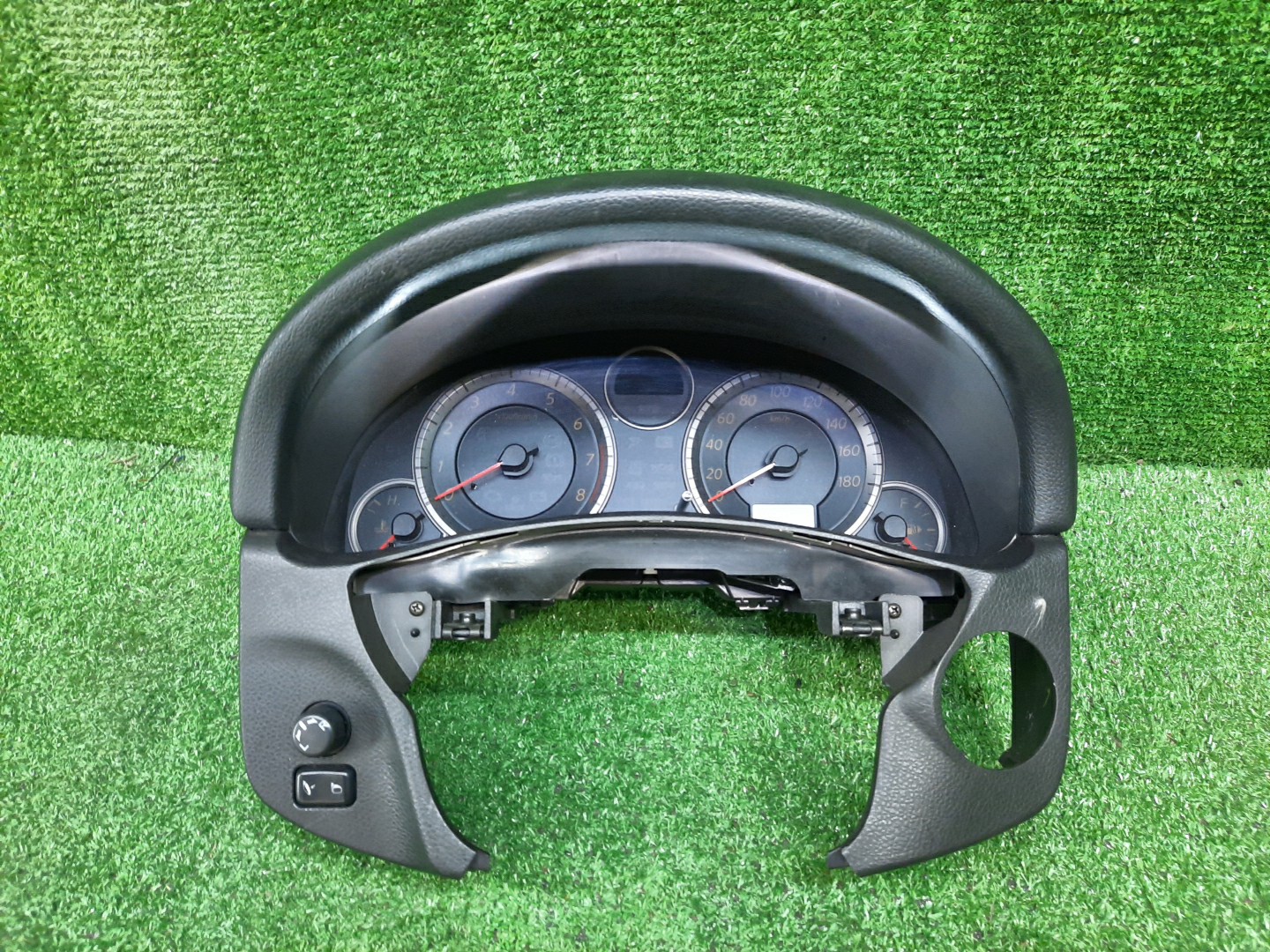 Спидометр NISSAN SKYLINE V35 VQ25DD AC500 1 ракурс Спидометр NISSAN SKYLINE V35 VQ25DD AC500 1 ракурс