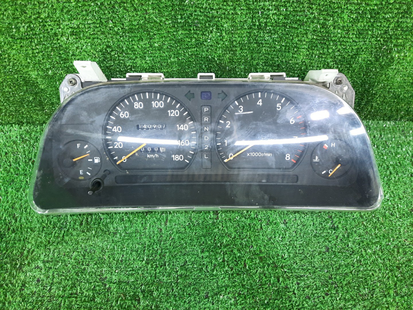 Спидометр TOYOTA CHASER GX90 1G-FE 83200-2A511 1 ракурс