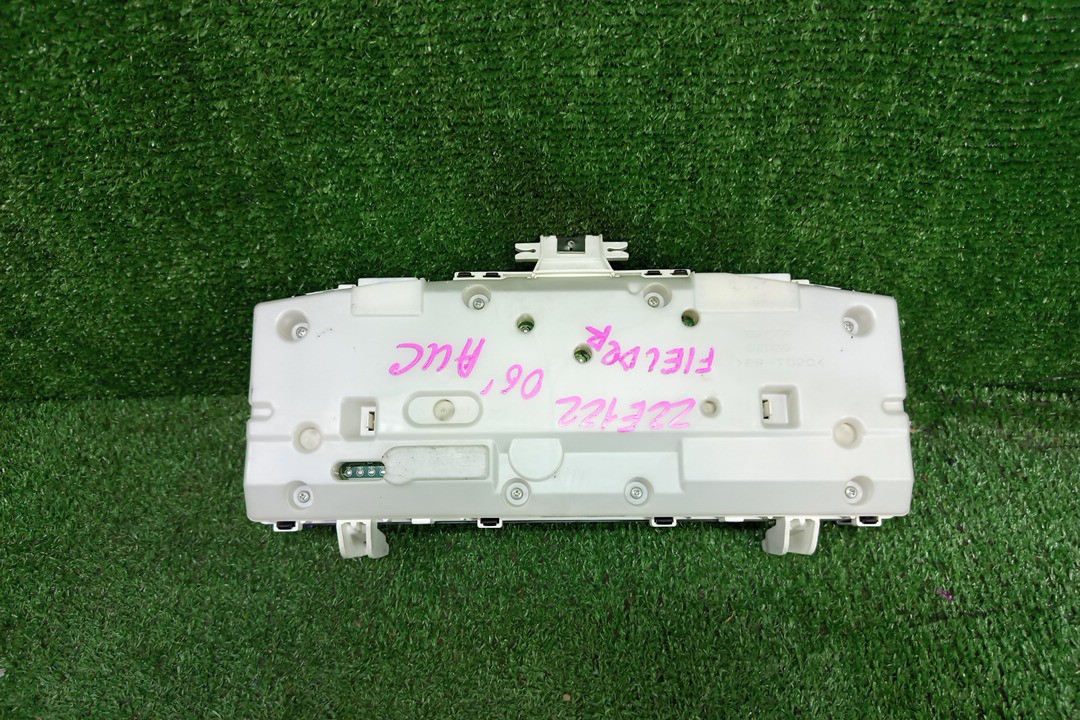Спидометр TOYOTA COROLLA ZZE122 1ZZ-FE 83800-12A40 2 ракурс