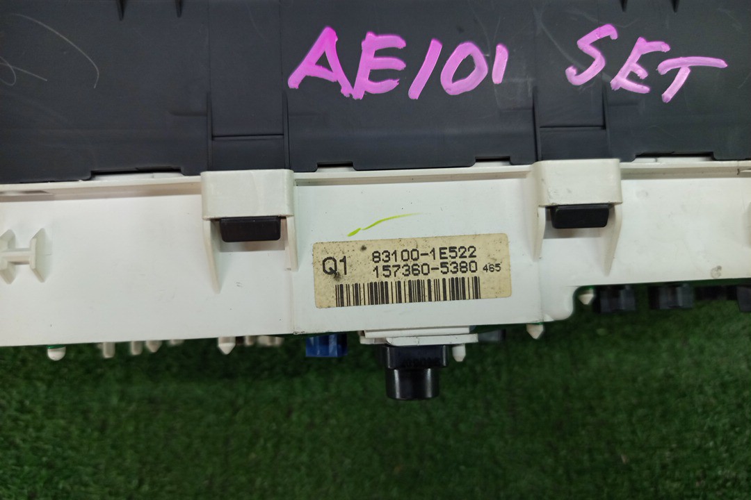 Спидометр TOYOTA COROLLA AE101 4A-FE 83100-1E522 3 ракурс