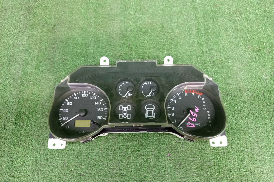 Спидометр MITSUBISHI PAJERO V65W 6G74 MR951133 1 ракурс