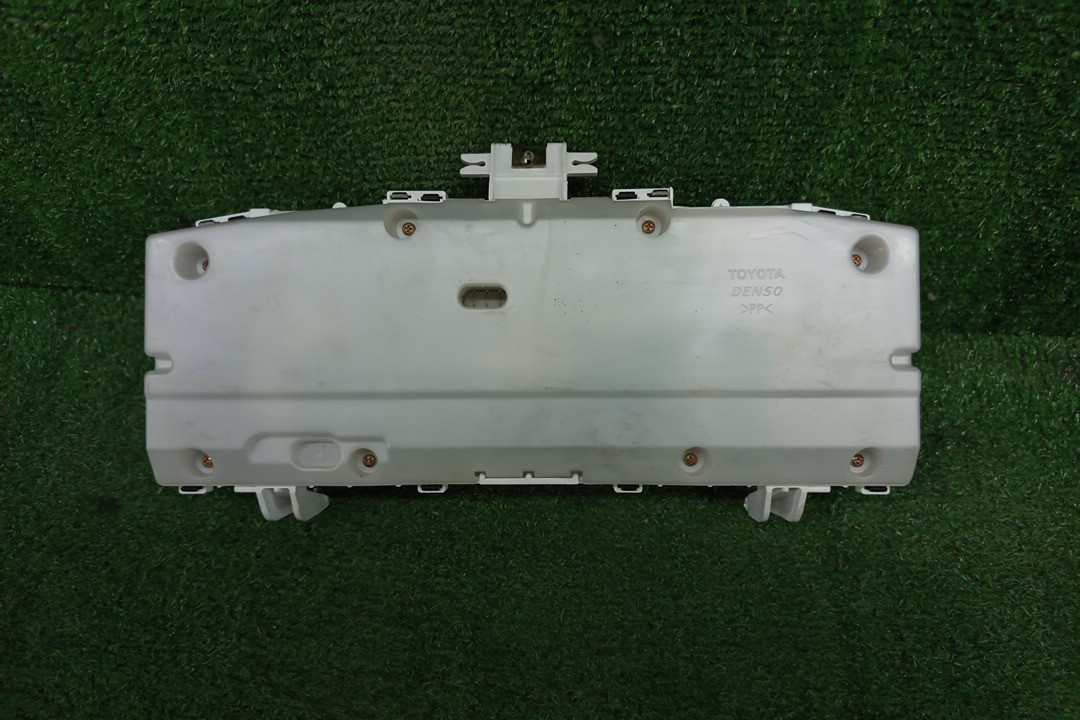 Спидометр TOYOTA COROLLA NZE121 1NZ-FE 83800-1E770 2 ракурс