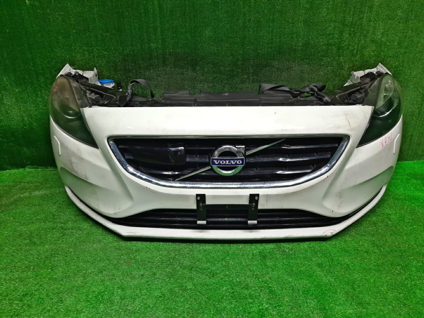 Ноускат VOLVO V40 MV 31161 1 ракурс