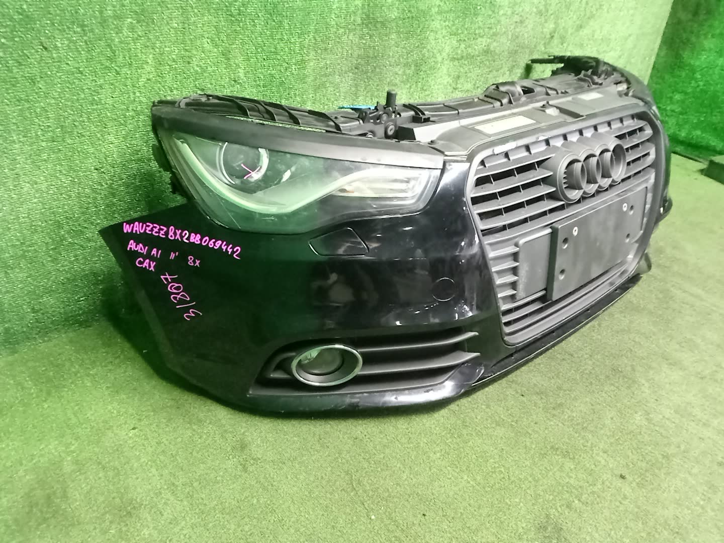 Ноускат AUDI A1 8X1 CAXA 8X0805594B 3 ракурс Ноускат AUDI A1 8X1 CAXA 8X0805594B 3 ракурс