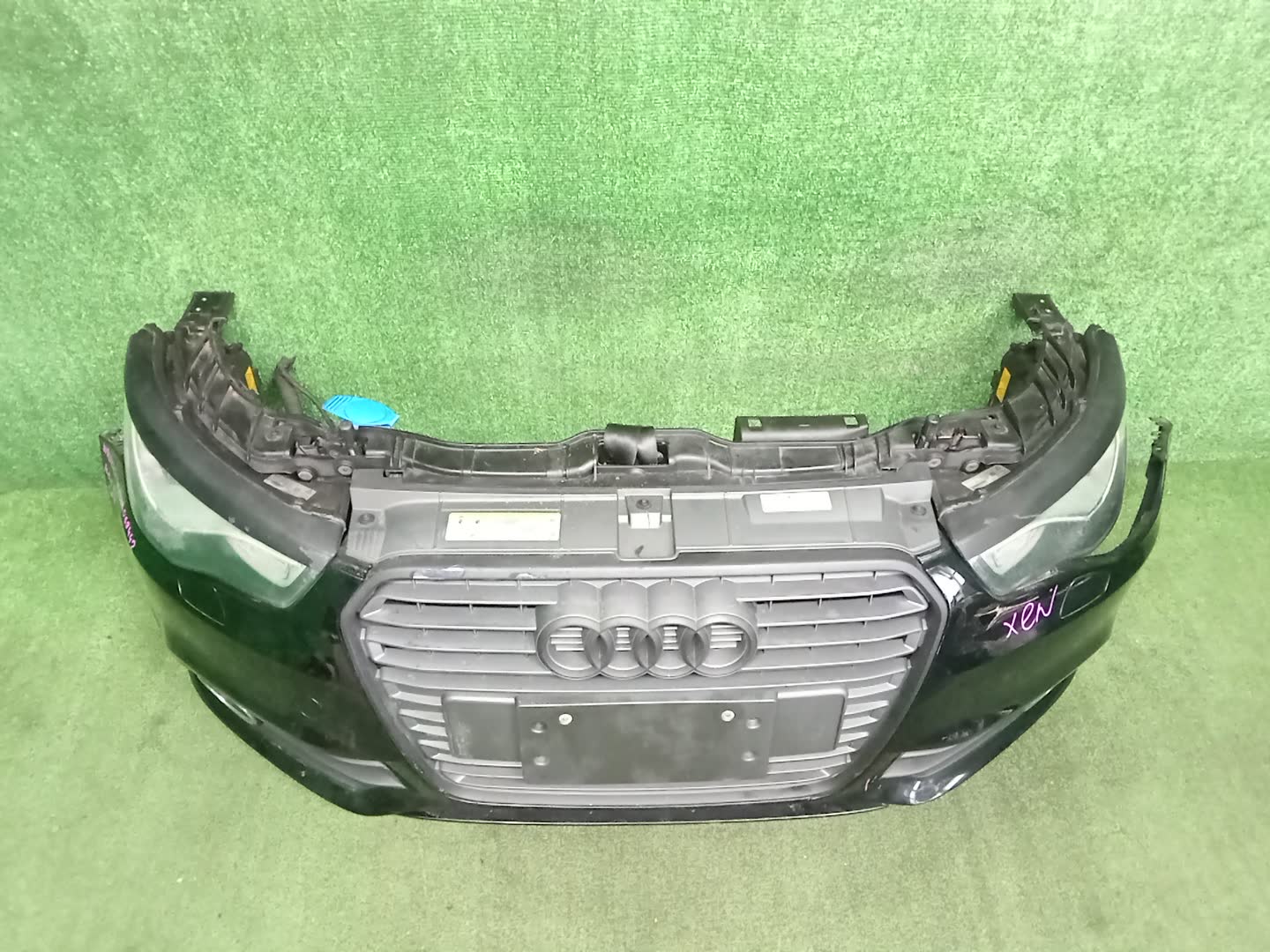 Ноускат AUDI A1 8X1 CAXA 8X0805594B 4 ракурс Ноускат AUDI A1 8X1 CAXA 8X0805594B 4 ракурс