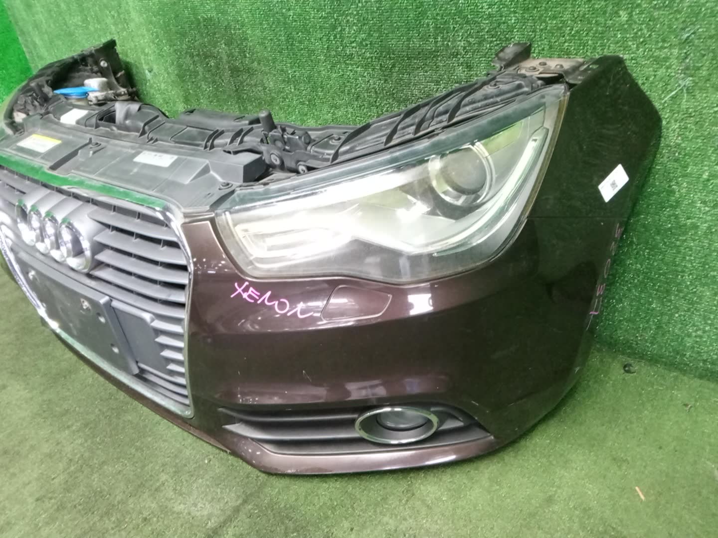Ноускат AUDI A1 8X1 8X0805594B 2 ракурс Ноускат AUDI A1 8X1 8X0805594B 2 ракурс