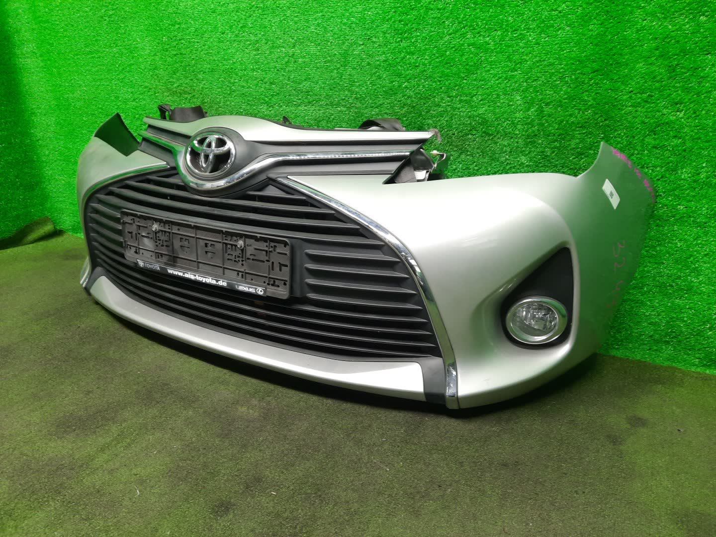 Ноускат TOYOTA YARIS NLP130 1ND-TV 32490 3 ракурс