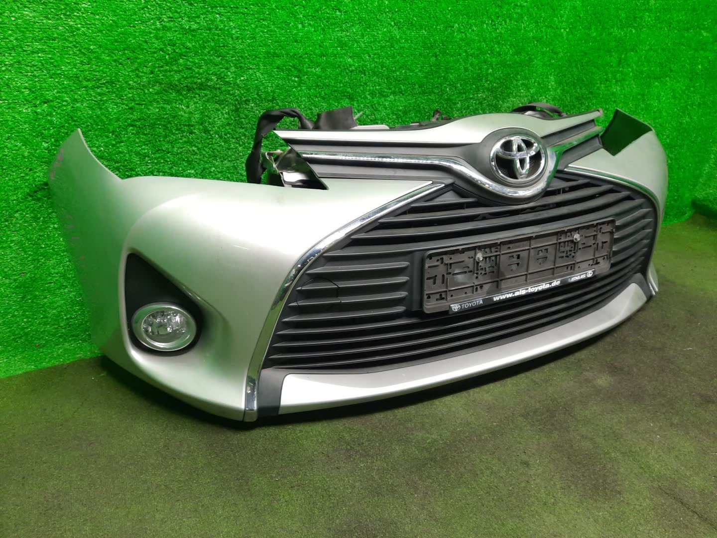 Ноускат TOYOTA YARIS NLP130 1ND-TV 32490 4 ракурс