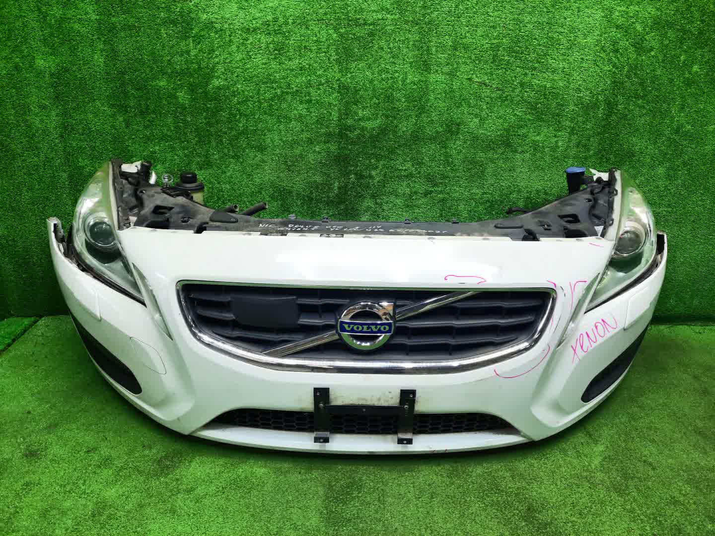 Ноускат VOLVO V60, S60 FW45, FW47, FW, FW52, FW48, FW90, FS44, FS47, FS40, FS45, FS70, FS, Y20, FS48, FS84, FS90 B4164T 1370 1 ракурс