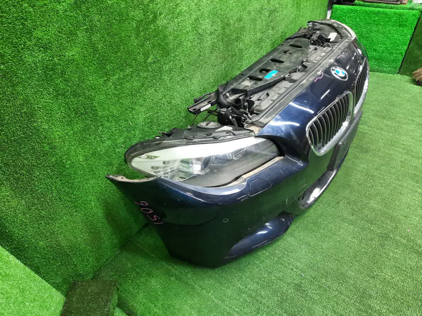 Ноускат BMW 520d, 525d, 530d, 535d, 5-Series, 535i, 528i, 530i, 520i, 523i, 550i F11, F10, FZ35, FR35, XG20, FW20, XG28, FP25, FR30, FR44 N52B25A 1506 3 ракурс Ноускат BMW 520d, 525d, 530d, 535d, 5-Series, 535i, 528i, 530i, 520i, 523i, 550i F11, F10, FZ35, FR35, XG20, FW20, XG28, FP25, FR30, FR44 N52B25A 1506 3 ракурс