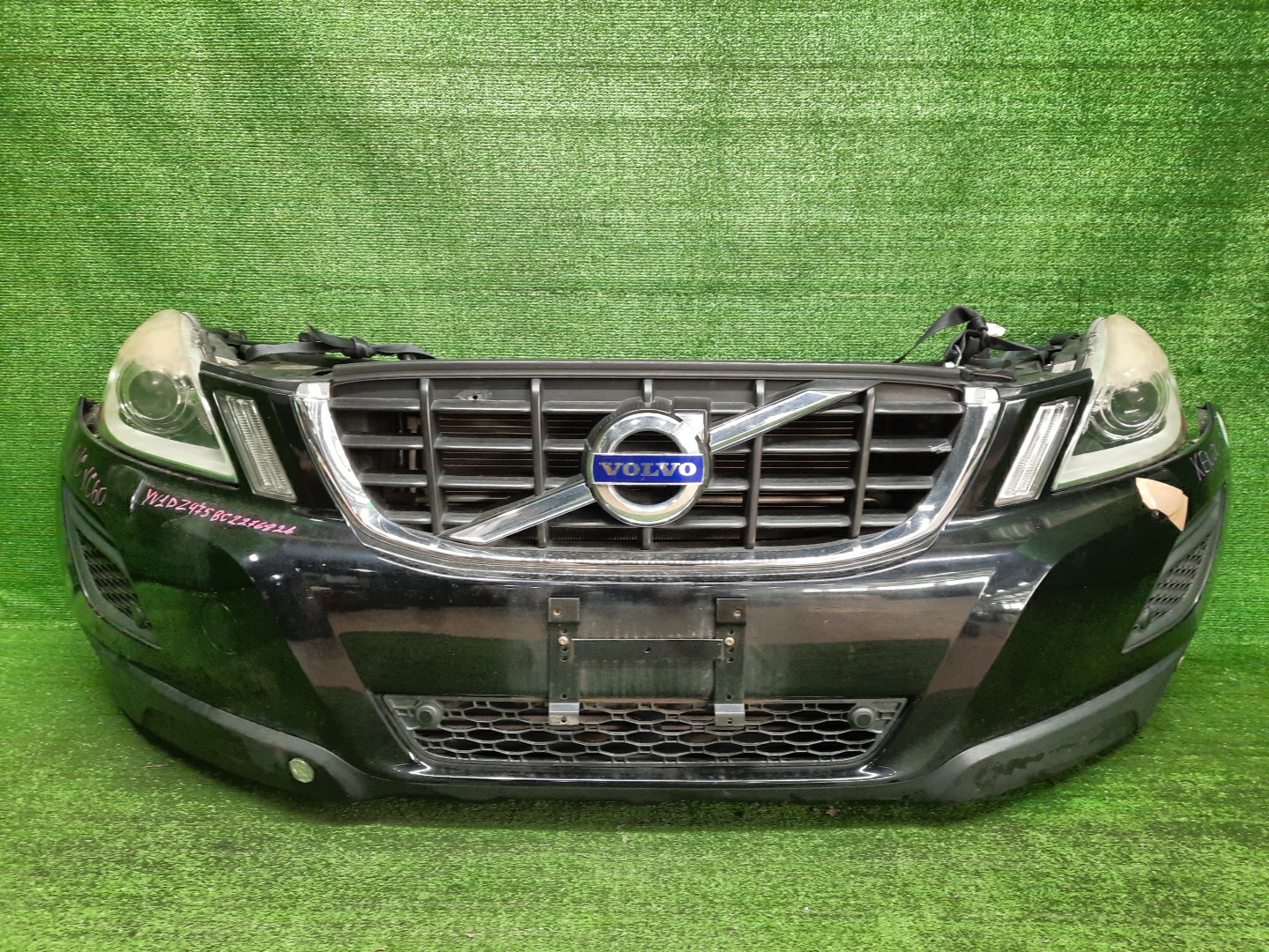 Ноускат VOLVO XC60 DZ44, DZ47, DZ80, DZ99, DZ40, DZ, DZ31, DZ52, DZ69, DZ70, DZ71, DZ72, DZ82, DZ83, DZ87, DZ88, DZ95, DZ90, DZ98 2018 1 ракурс