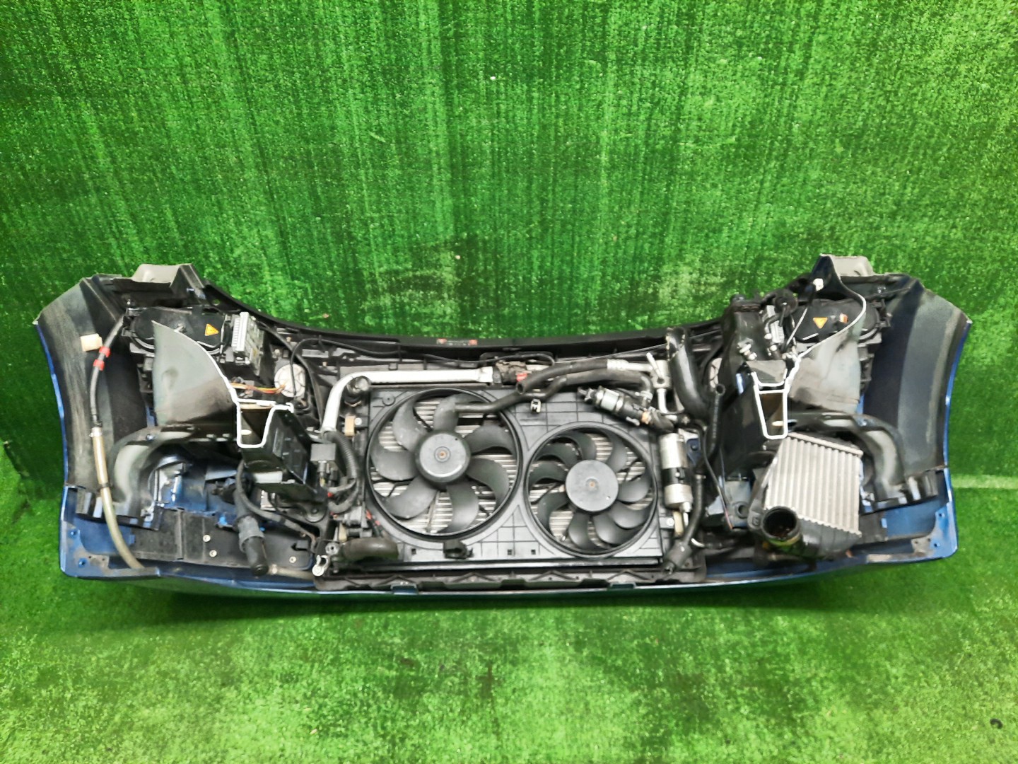 Ноускат AUDI TT 8N3 2512 5 ракурс