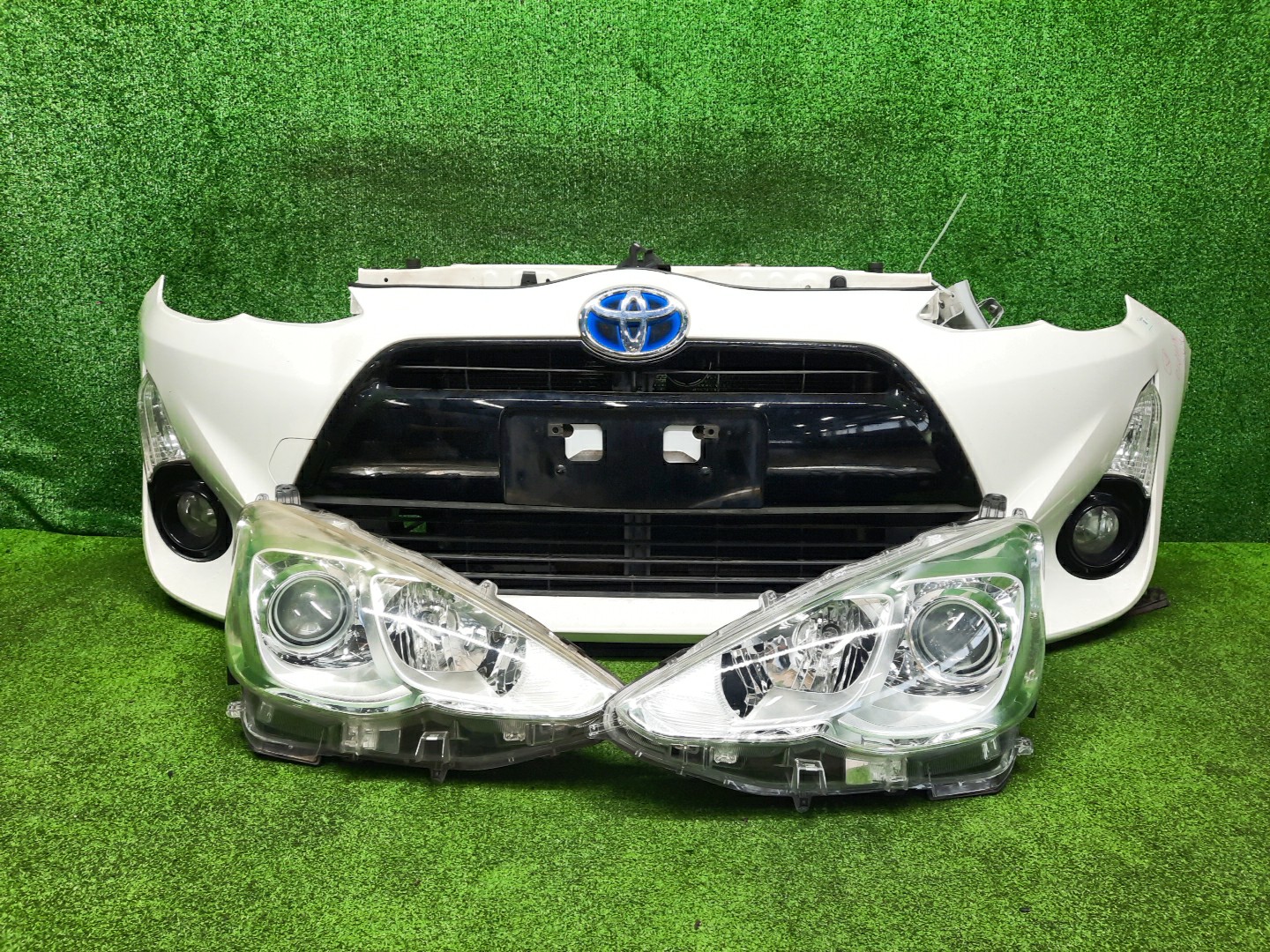 Ноускат TOYOTA AQUA NHP10 1NZ-FXE 3339 1 ракурс