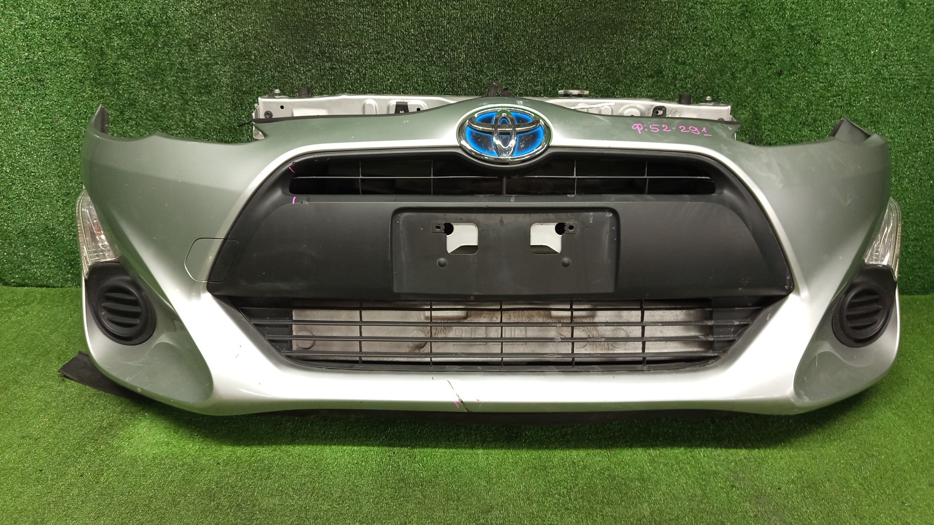 Ноускат TOYOTA AQUA NHP10 1NZ-FXE 3736 3 ракурс