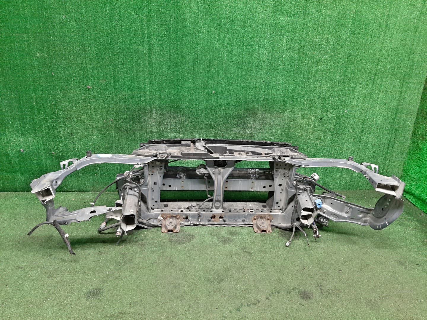 Рамка радиатора SUBARU LEVORG VM4 FB16 1567 3 ракурс