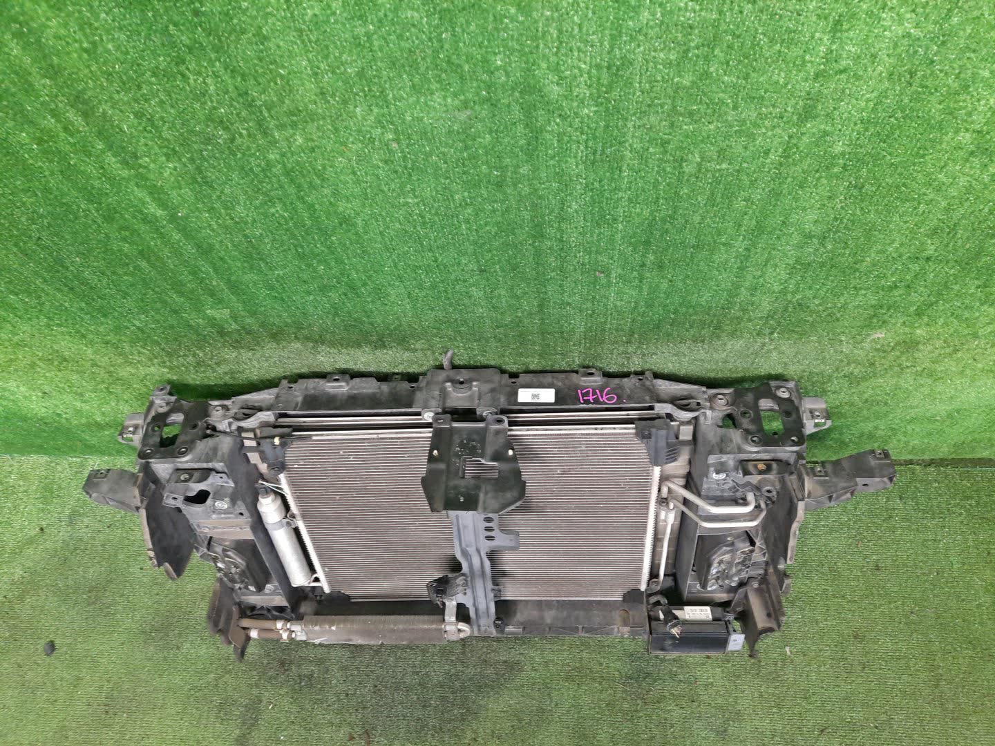 Рамка радиатора NISSAN FUGA KY51 VQ37VHR 1716 2 ракурс