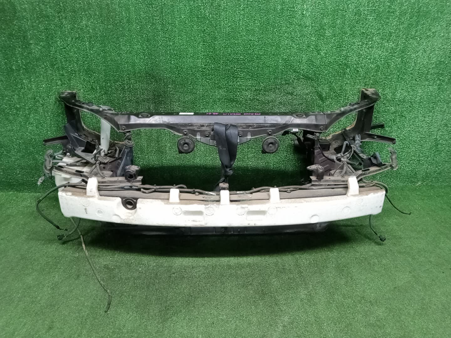 Рамка радиатора TOYOTA WINDOM MCV30 1MZ-FE 1795 1 ракурс Рамка радиатора TOYOTA WINDOM MCV30 1MZ-FE 1795 1 ракурс
