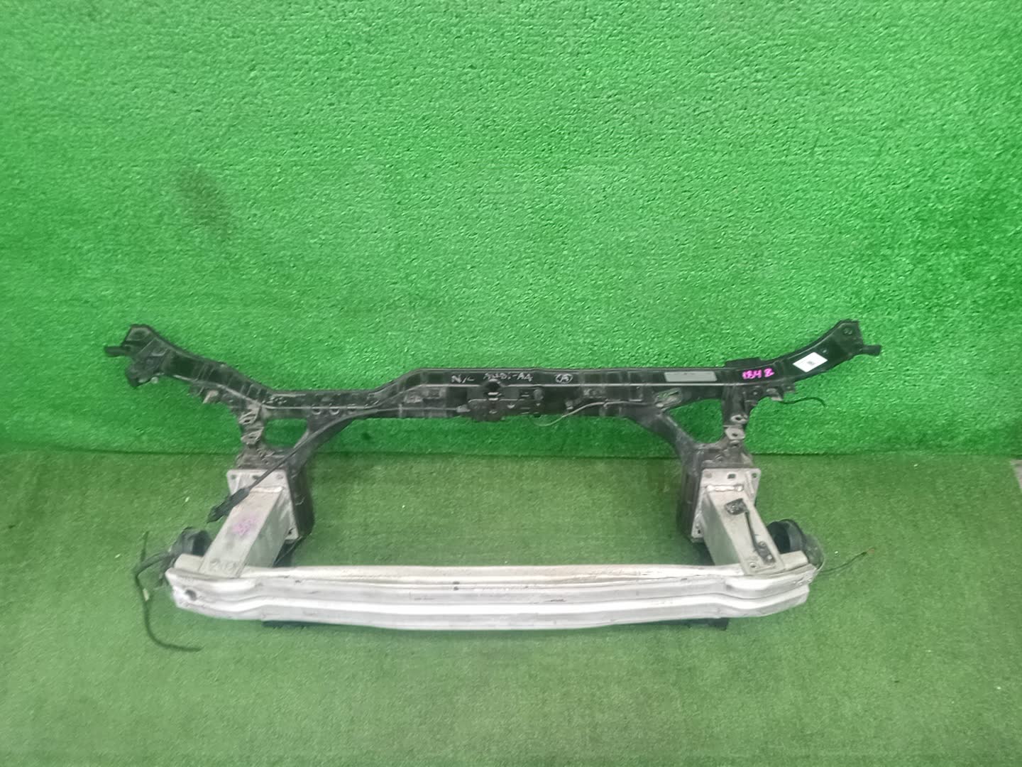 Рамка радиатора AUDI A4 8K2, B8, 8K5 1848 2 ракурс