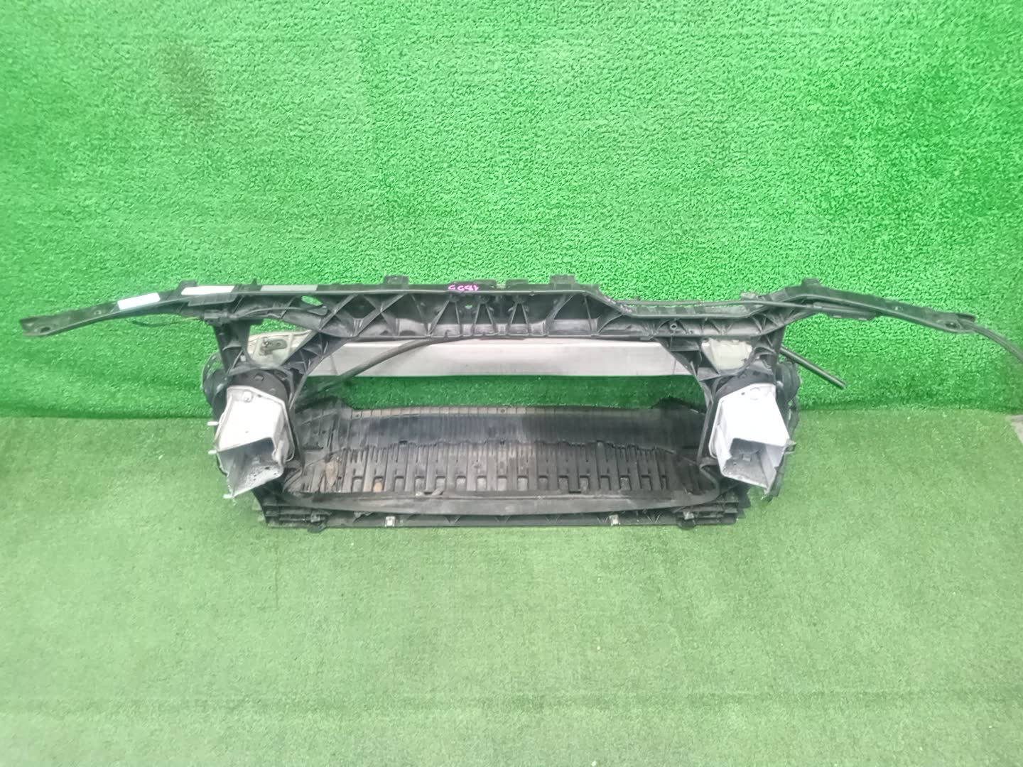 Рамка радиатора AUDI A4 8K2, B8, 8K5 1855 3 ракурс