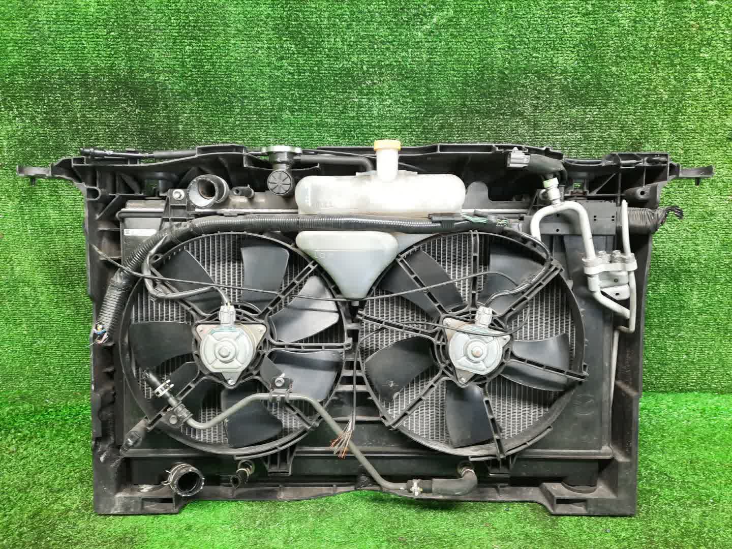 Рамка радиатора MAZDA ATENZA, MAZDA 6, 6 GH5FP, GH5AP, GH5AS, GH5FS, GHEFP, GHEFS, GH5AW, GH5FW, GHEFW, GH L5-VE 0031 3 ракурс