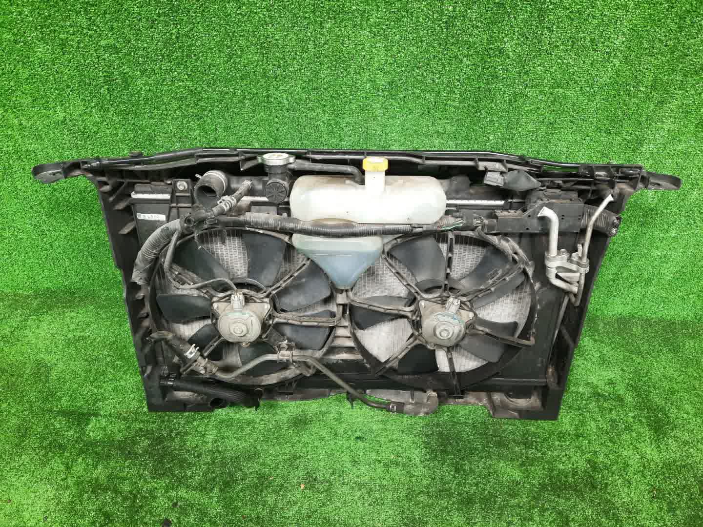 Рамка радиатора MAZDA ATENZA, MAZDA 6, 6 GH5FP, GH5AP, GH5AS, GH5FS, GHEFP, GHEFS, GH5AW, GH5FW, GHEFW, GH L5-VE 0083 3 ракурс