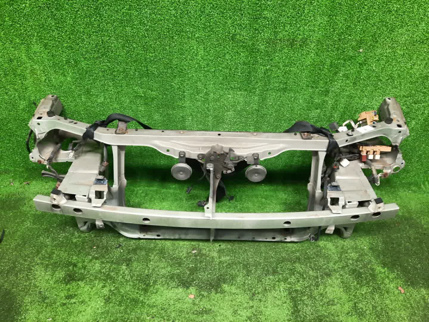 Рамка радиатора TOYOTA CALDINA ST215W, ST210G, ST215G, CT216, ST210, AT211, ST215, CT216G, AT211G 7A-FE 0099 1 ракурс