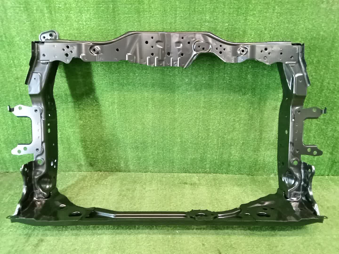 Рамка радиатора HONDA VEZEL RV6 60400-3N0-300ZZ 1 ракурс