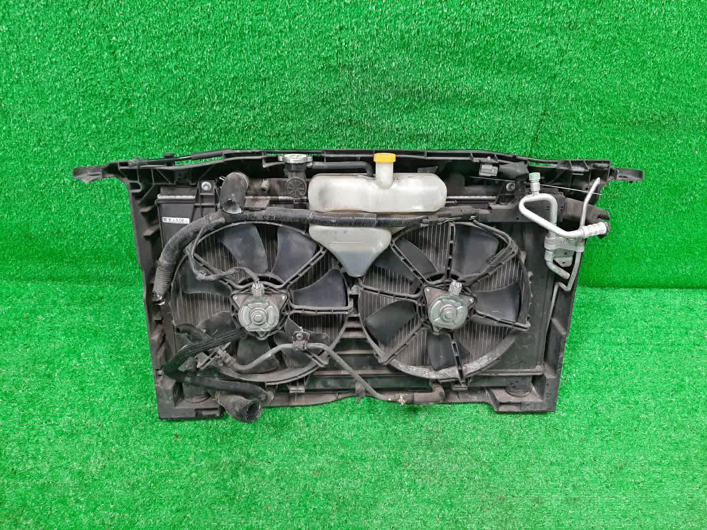 Рамка радиатора MAZDA ATENZA, MAZDA 6, 6 GH5FP, GH5AP, GH5AS, GH5FS, GHEFP, GHEFS, GH5AW, GH5FW, GHEFW, GH L5-VE 0149 2 ракурс