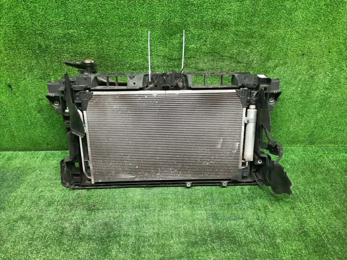 Рамка радиатора NISSAN TEANA L33 QR25DE 193 1 ракурс