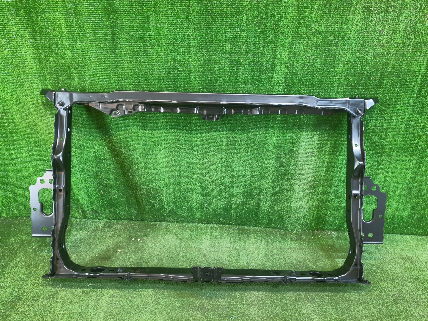 Рамка радиатора TOYOTA RAV4 ASA42 53205-42120 1 ракурс