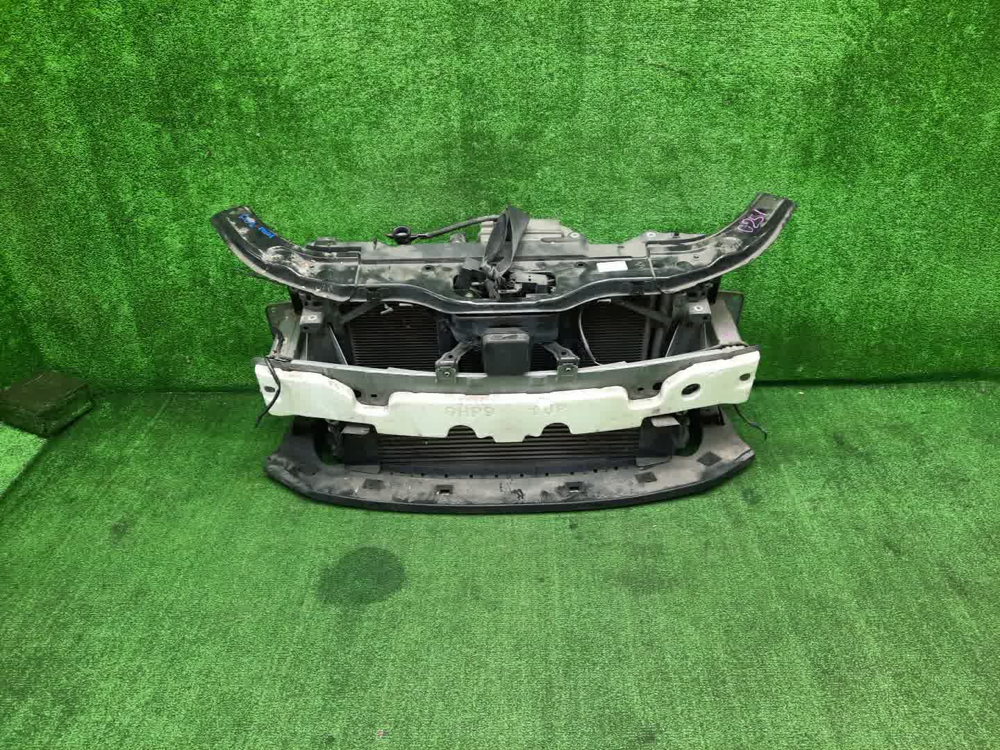 Рамка радиатора MAZDA ATENZA, 6 GJ5FW, GJEFW, GJ2FW SH-VPTR 0251 1 ракурс Рамка радиатора MAZDA ATENZA, 6 GJ5FW, GJEFW, GJ2FW SH-VPTR 0251 1 ракурс