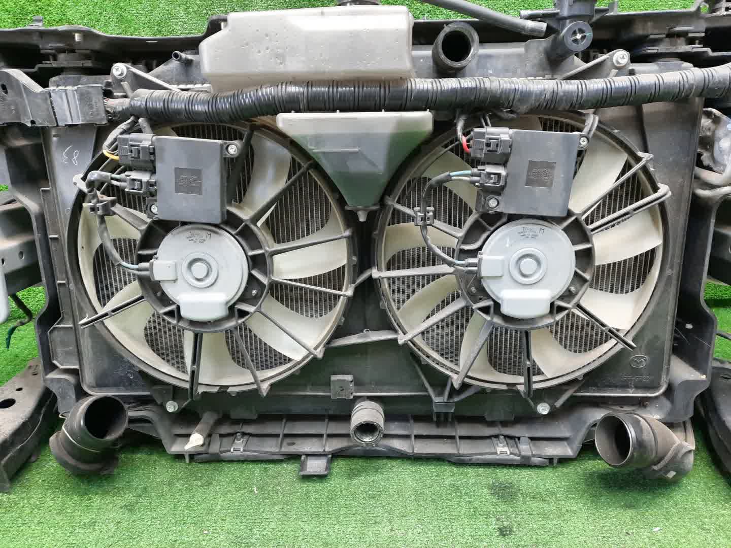 Рамка радиатора MAZDA ATENZA, 6 GJ5FW, GJEFW, GJ2FW SH-VPTR 0251 3 ракурс