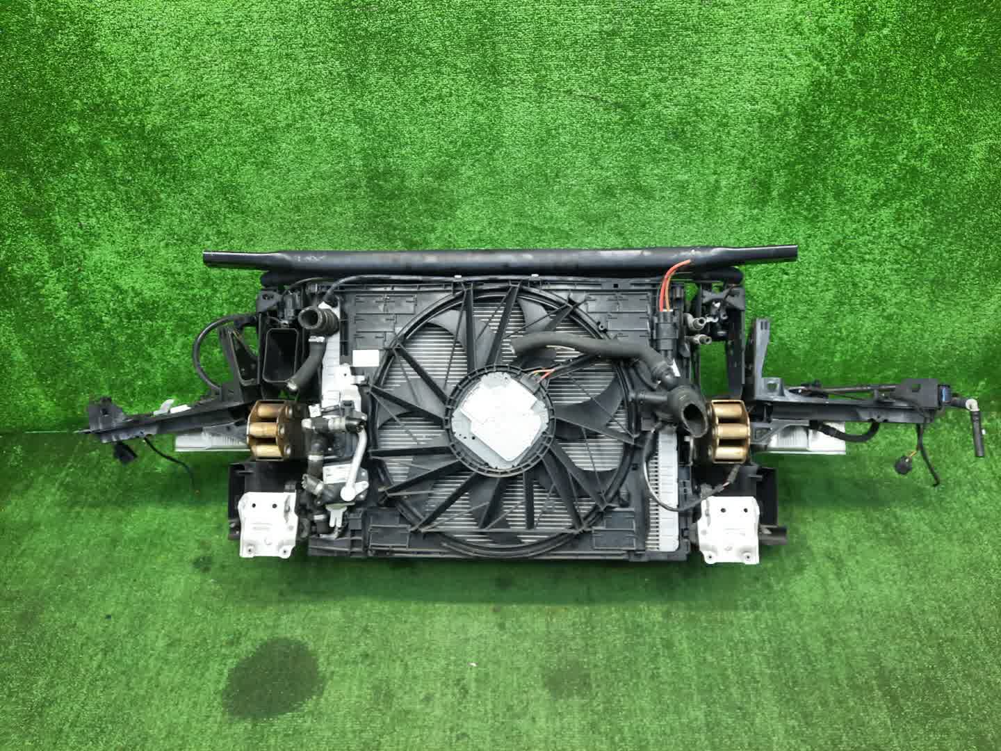 Рамка радиатора BMW 520d, 525d, 530d, 535d, 5-Series, 535i, 528i, 530i, 520i, 523i, 550i F11, F10, FZ35, FR35, XG20, FW20, XG28, FP25, FR30, FR44 N52B30A WBAMU32030C517695 3 ракурс