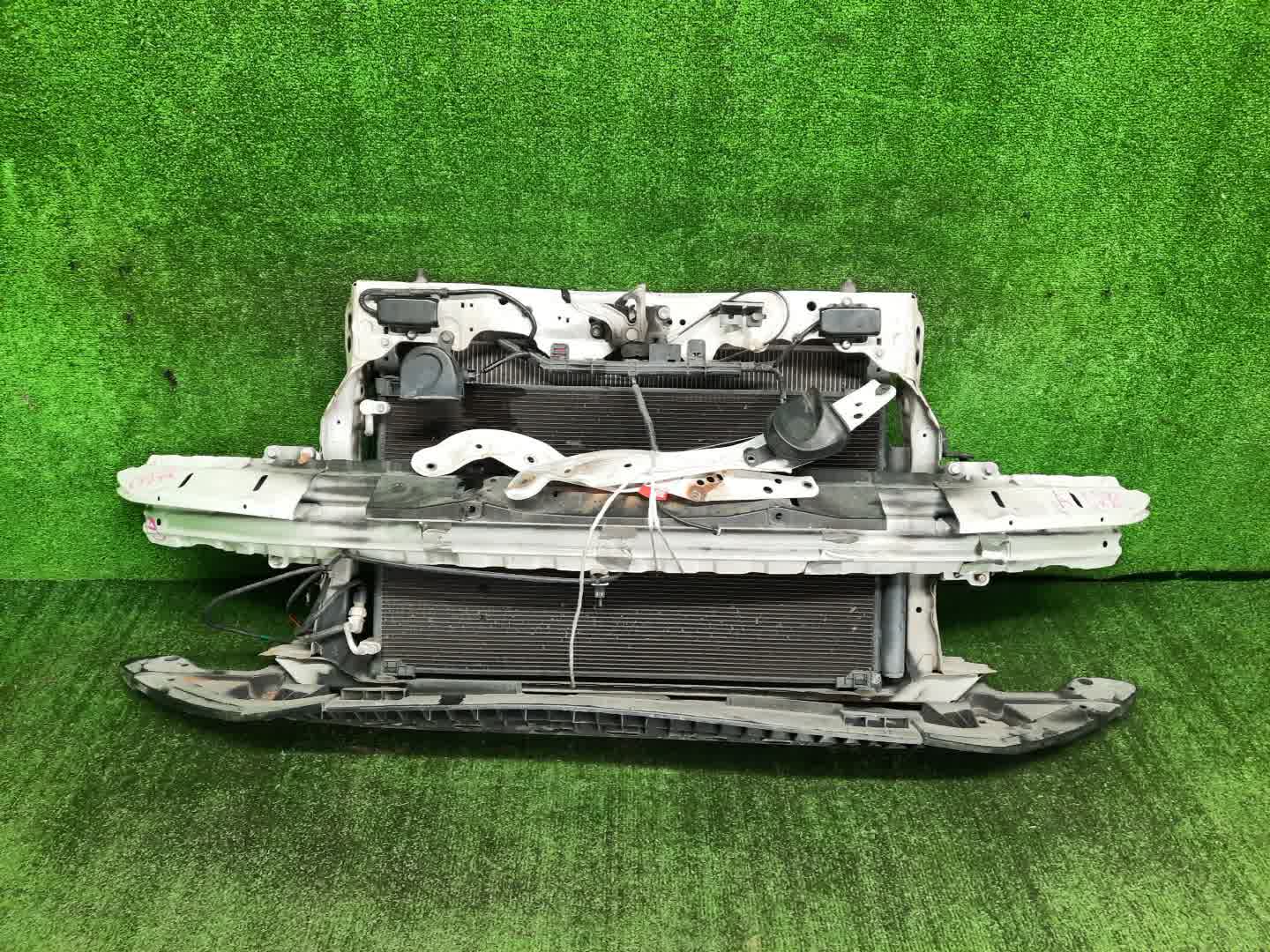 Рамка радиатора HONDA ODYSSEY RC1 K24W 0280 1 ракурс