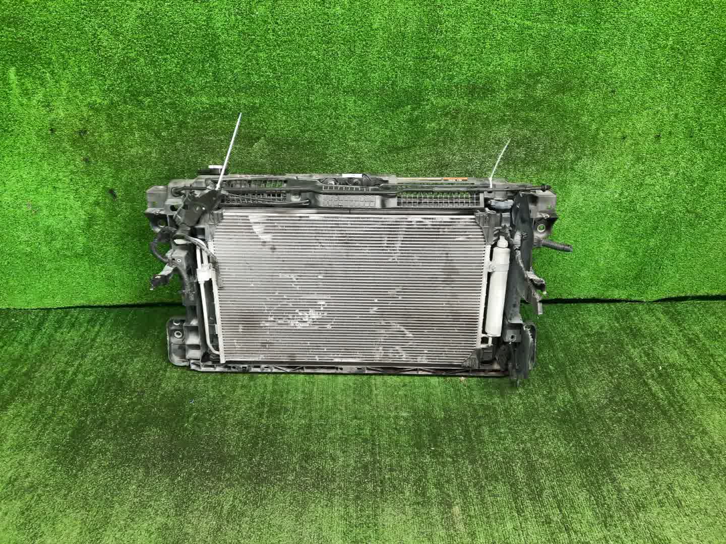 Рамка радиатора NISSAN TEANA TNJ32, PJ32, J32 VQ25DE 0287 1 ракурс