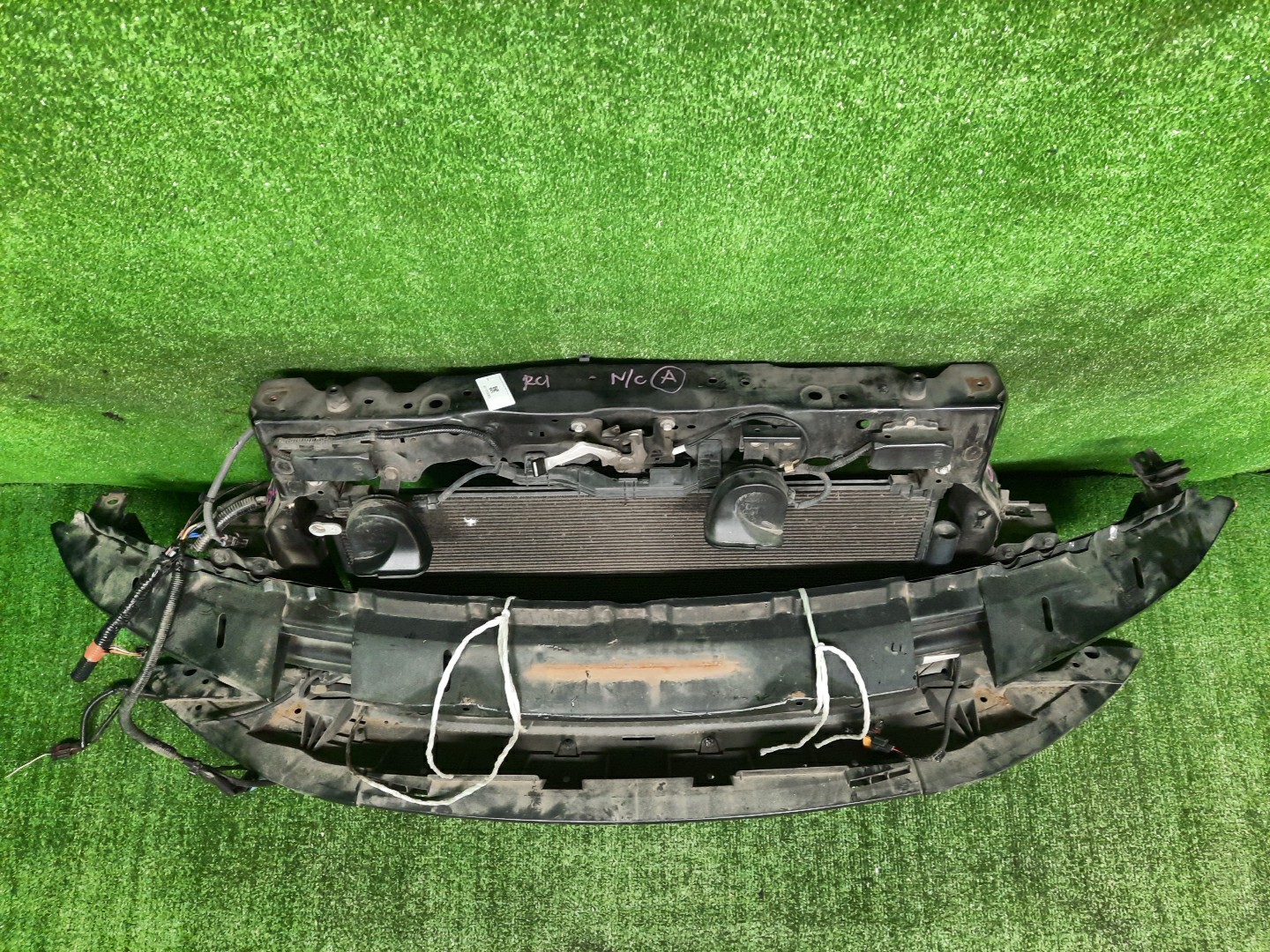 Рамка радиатора HONDA ODYSSEY RC1 K24W 0303 2 ракурс