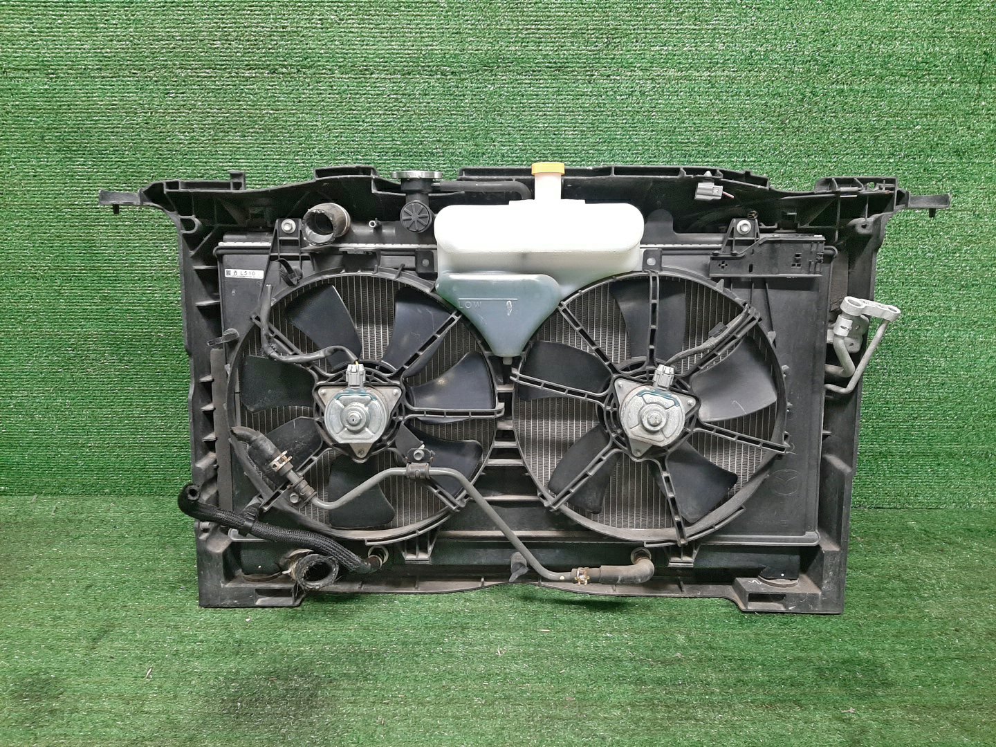 Рамка радиатора MAZDA ATENZA, MAZDA 6, 6 GH5FP, GH5AP, GH5AS, GH5FS, GHEFP, GHEFS, GH5AW, GH5FW, GHEFW, GH L5-VE 0358 3 ракурс