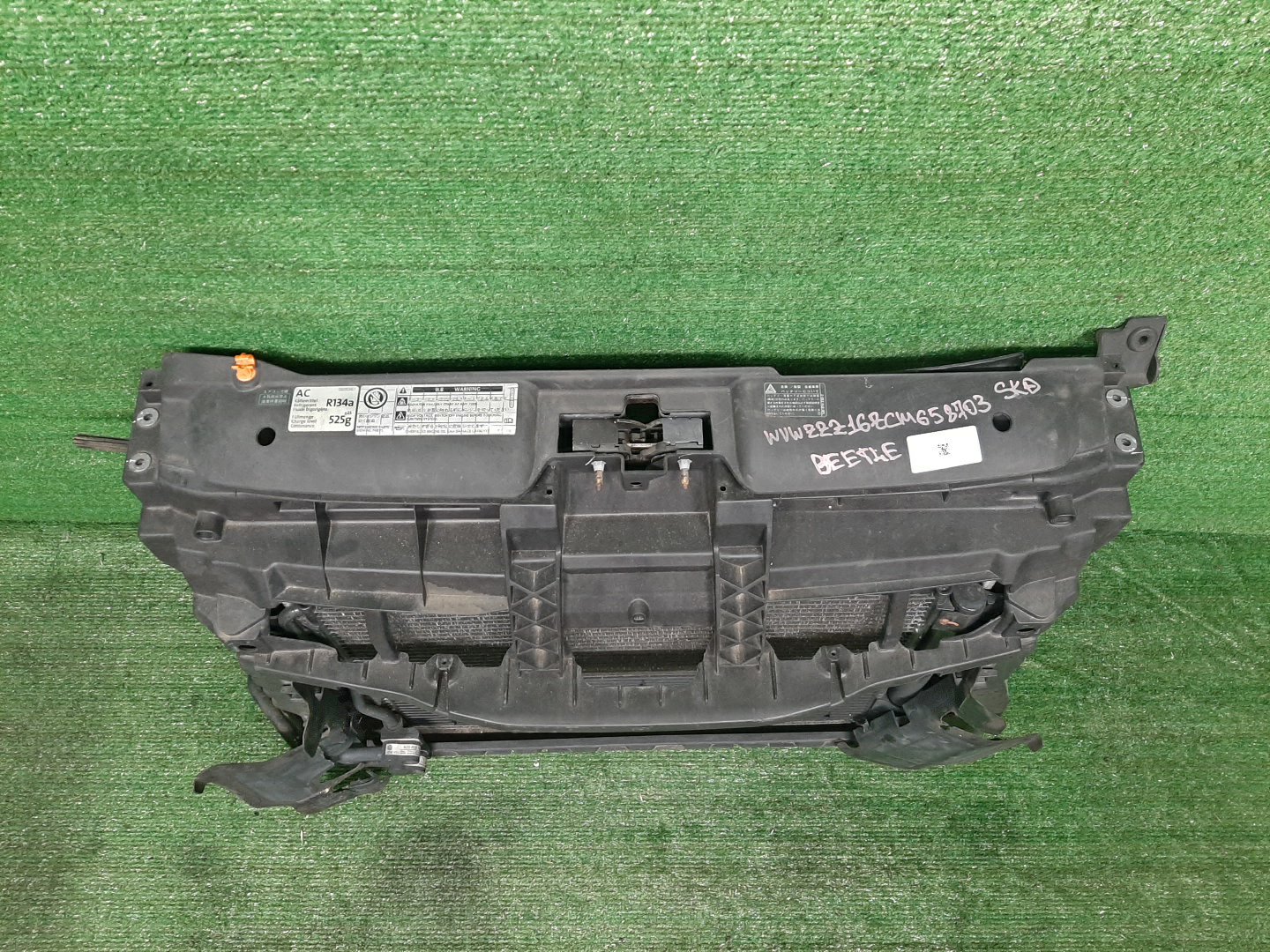 Рамка радиатора VOLKSWAGEN BEETLE 5C1 CBZ 0360 2 ракурс