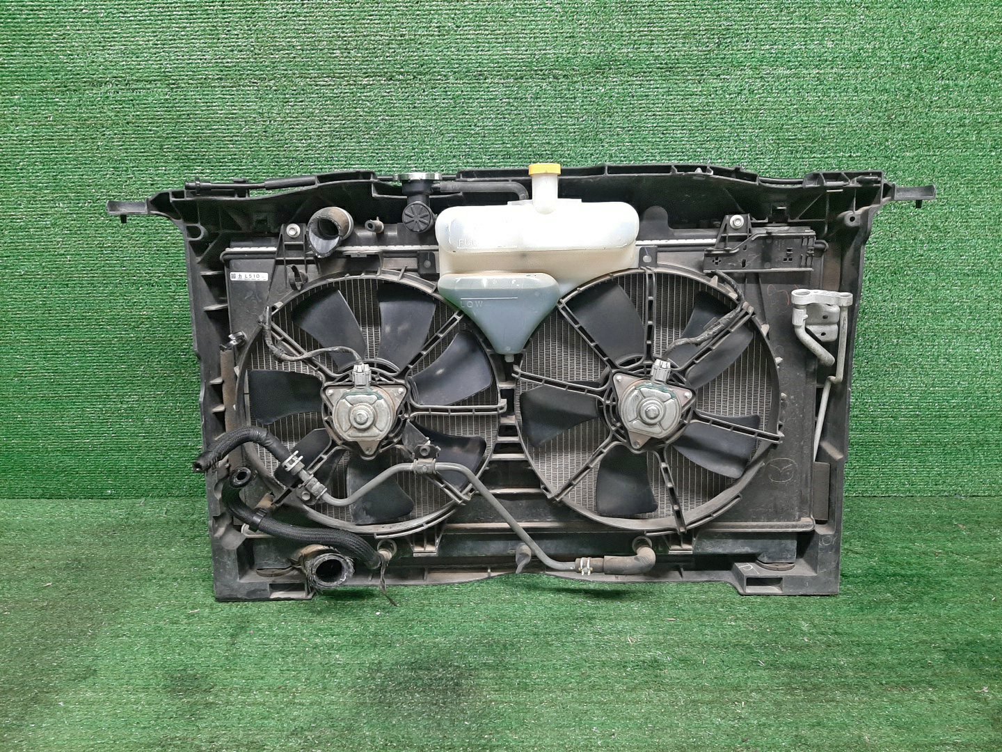 Рамка радиатора MAZDA ATENZA, MAZDA 6, 6 GH5FP, GH5AP, GH5AS, GH5FS, GHEFP, GHEFS, GH5AW, GH5FW, GHEFW, GH L5-VE 0362 3 ракурс