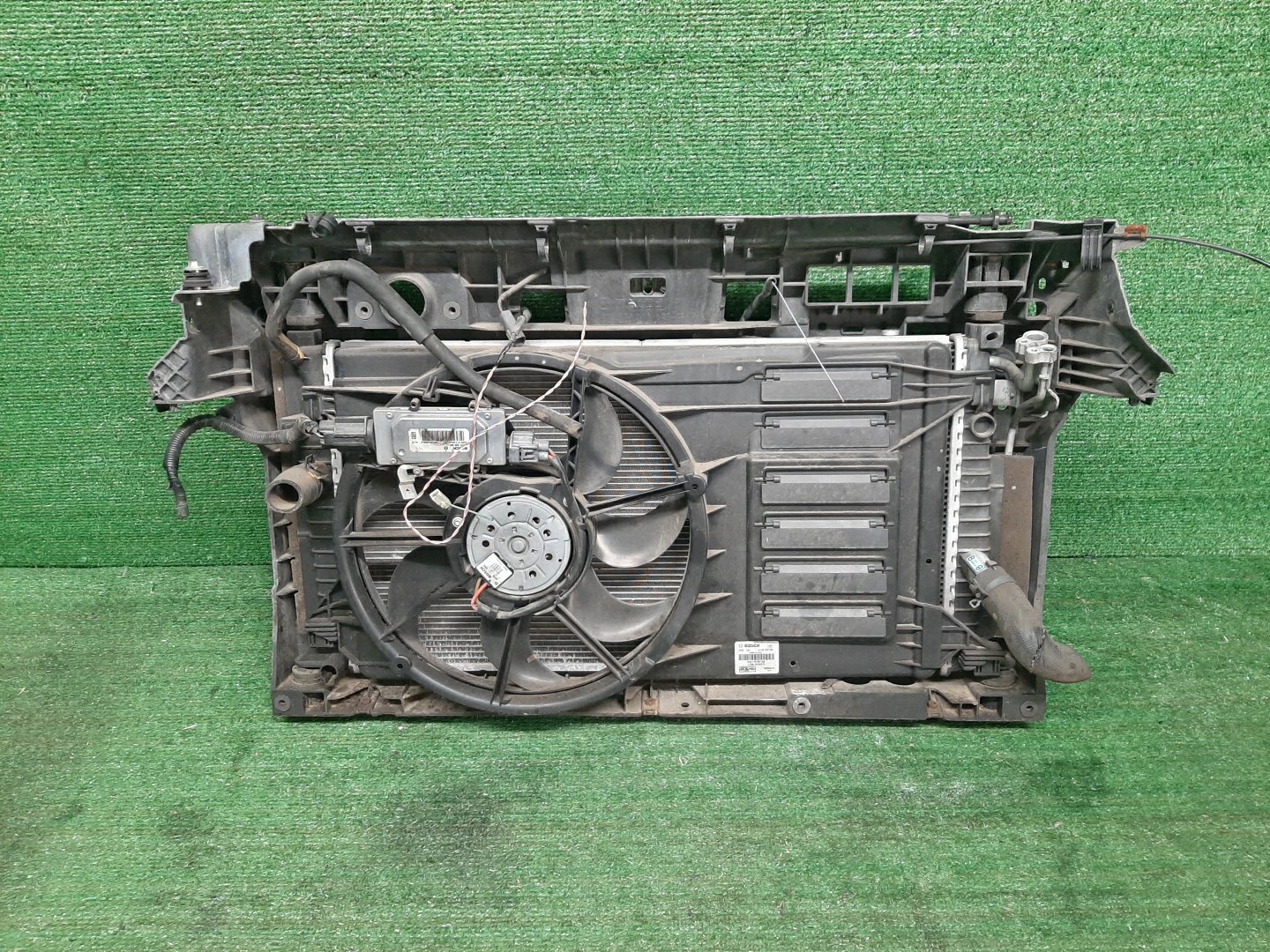 Рамка радиатора MAZDA AXELA, MAZDA 3, 3 BL6FJ, BLEFW, BL5FP, BLEAP, BLEFP, BLFFP, BL3FW, BL5FW, BLEAW, BLFFW, BL LF-VDS 0367 3 ракурс