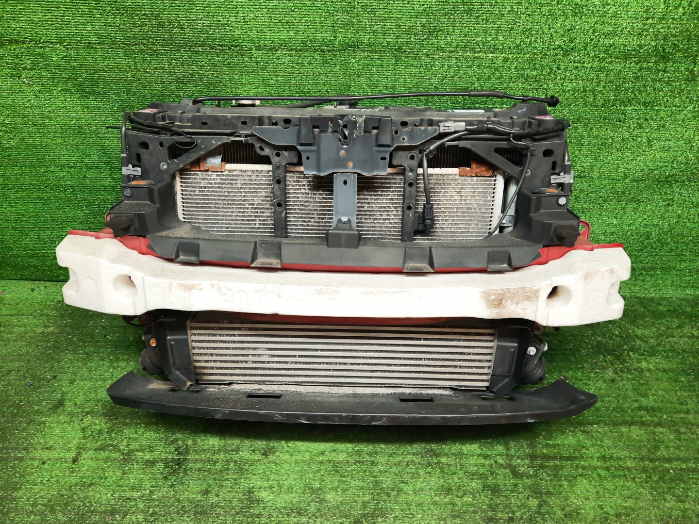 Рамка радиатора MAZDA CX-5 KE5AW, KE5FW, KEEAW, KEEFW, KE2AW, KE2FW SH-VPTS 0381 1 ракурс