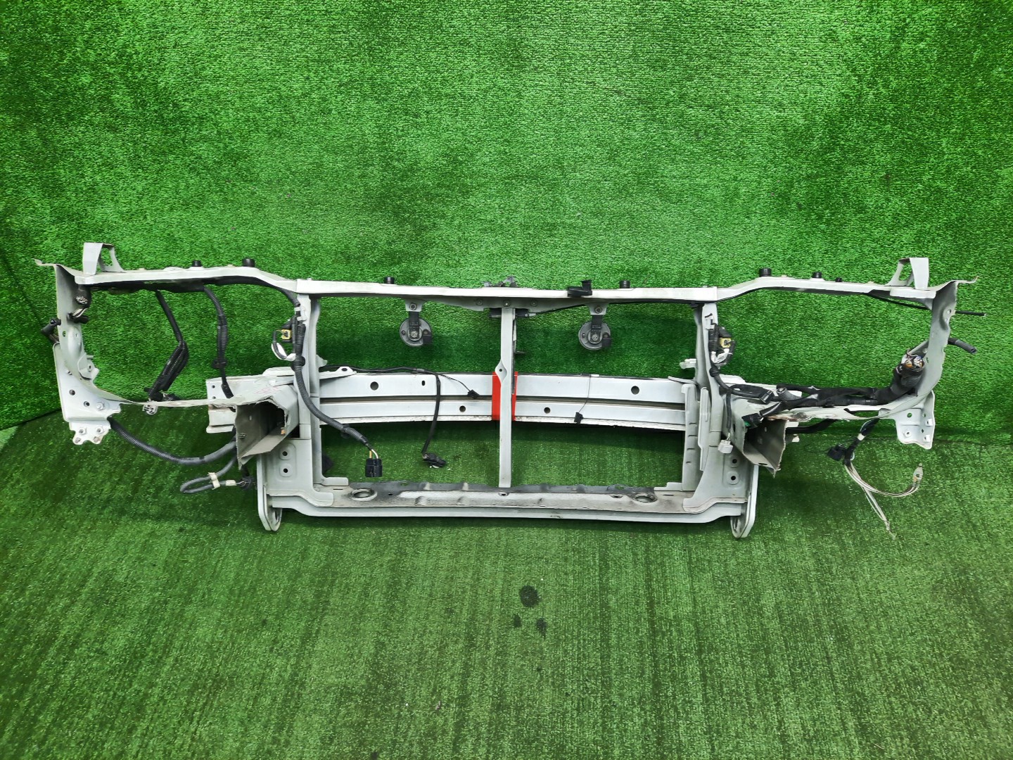 Рамка радиатора TOYOTA ALLION ZRT265, ZRT260, NZT260, ZRT261 1NZ-FE 0391 2 ракурс