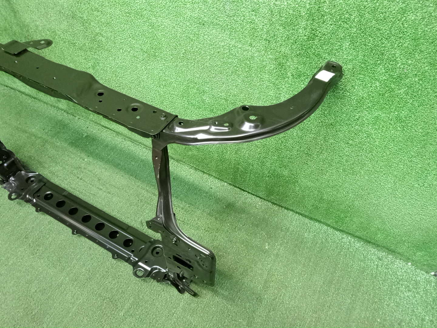 Рамка радиатора HONDA STEPWGN RP5 60400-TAD-305ZZ 3 ракурс