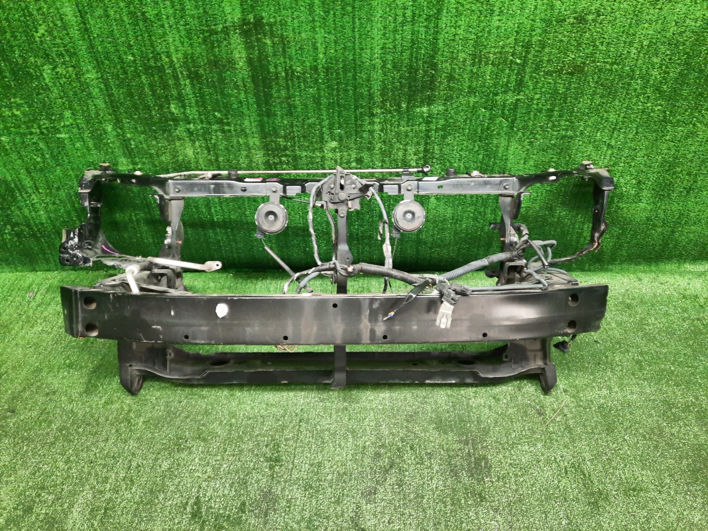 Рамка радиатора TOYOTA AXIO, COROLLA FIELDER, COROLLA  AXIO, FIELDER NZE141, NZE144, ZRE142, ZRE144, ZRE144G, ZRE142G, NZE144G, NZE141G 1NZ-FE 0417 1 ракурс