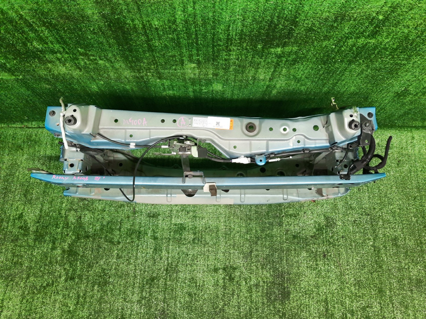 Рамка радиатора TOYOTA TANK M900A 1KR-FE 0425 2 ракурс